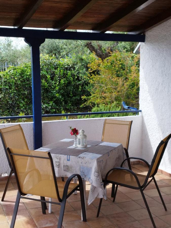 Takis Haikos House Two Minutes Walk To The Beach Peroulia Vounária Exterior foto